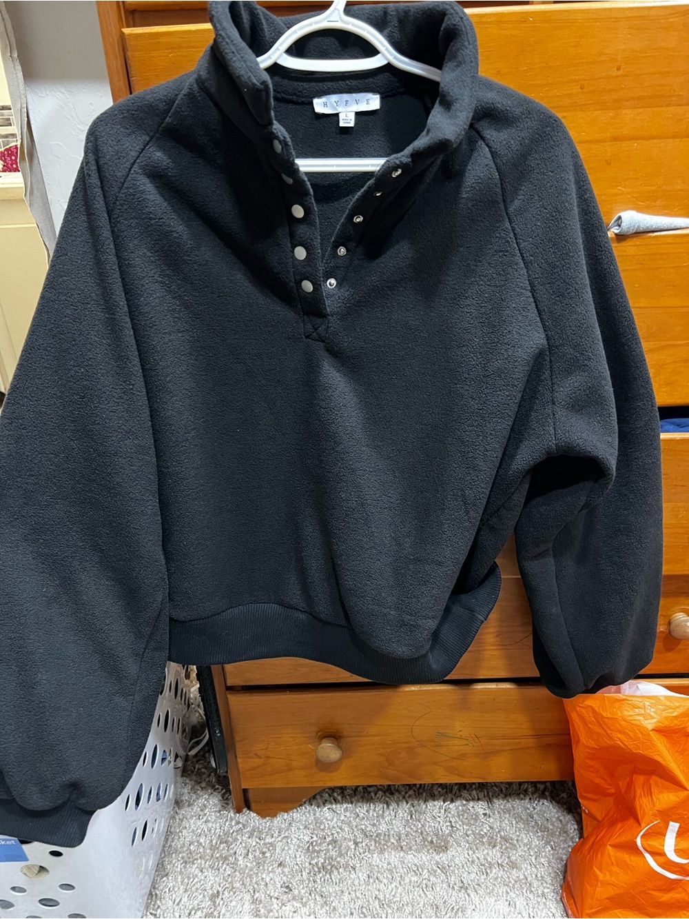 Cozy Women's Snap-Placket Fleece Pullover - Black